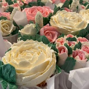 Meet your Posher, Ritzy